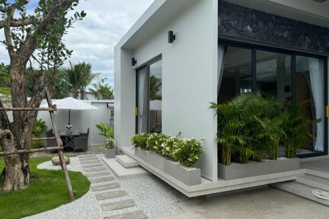 Chalet de 3 dormitorios en Pattaya, Tailandia № 159902 - foto 4