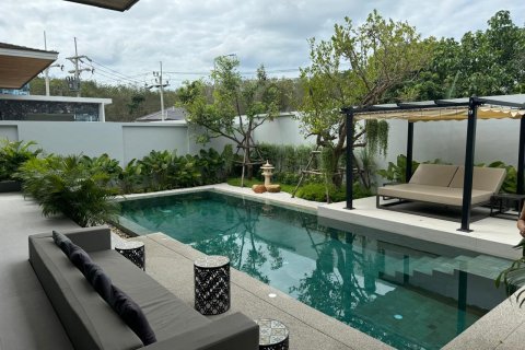 Chalet de 3 dormitorios en Pattaya, Tailandia № 159902 - foto 5