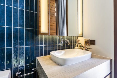 Chalet de 4 dormitorios en Pattaya, Tailandia № 159903 - foto 18