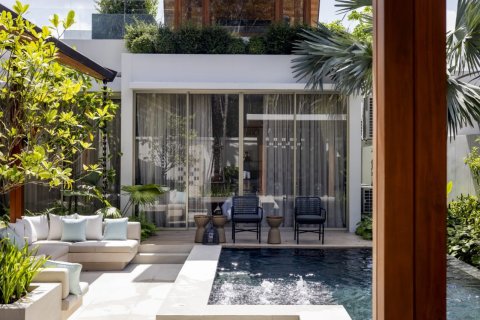 Chalet de 4 dormitorios en Pattaya, Tailandia № 159903 - foto 7