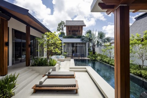 Chalet de 4 dormitorios en Pattaya, Tailandia № 159903 - foto 9