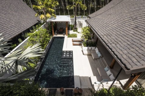Chalet de 4 dormitorios en Pattaya, Tailandia № 159903 - foto 5