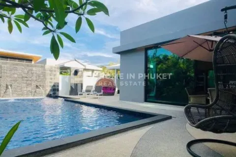Casa de 3 dormitorios en Nai Harn Beach, Tailandia № 154554