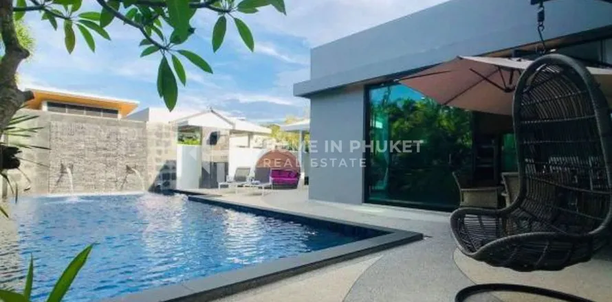 Casa de 3 dormitorios en Nai Harn Beach, Tailandia № 154554