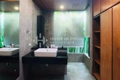 Casa de 3 dormitorios en Nai Harn Beach, Tailandia № 154554 - foto 8