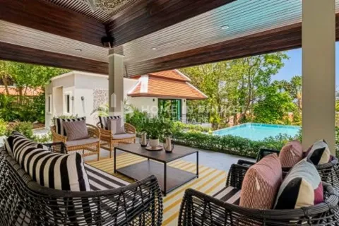 Casa de 3 dormitorios en Nai Harn Beach, Tailandia № 154553 - foto 5