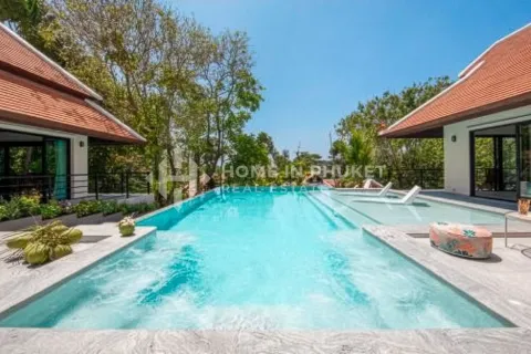 Casa de 3 dormitorios en Nai Harn Beach, Tailandia № 154553 - foto 2