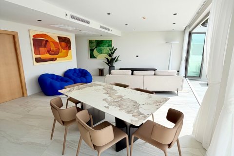 Condominio de 3 dormitorios en Patong, Tailandia № 174018 - foto 2