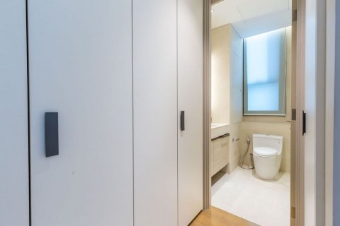 Condominio de 2 dormitorios en Pathum Wan, Bangkok, Tailandia № 133692 - foto 20