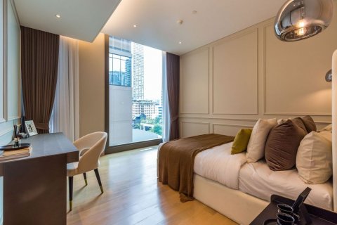 Condominio de 2 dormitorios en Pathum Wan, Bangkok, Tailandia № 133692 - foto 16