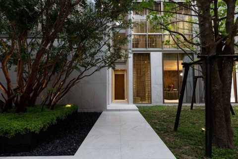Villa à Watthana, Bangkok, Thaïlande 5 chambres № 133648
