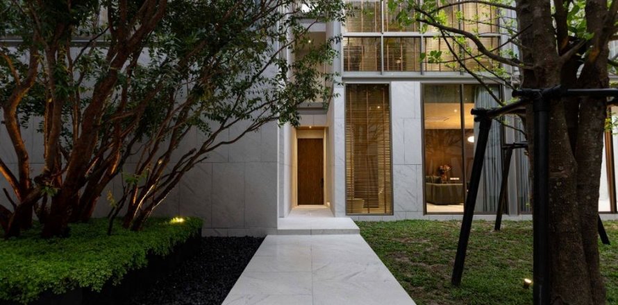 Villa in Watthana, Bangkok, Thailand 5 Schlafzimmer № 133648