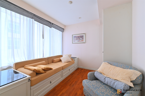 Condo in Bangkok, Thailand, 2 bedrooms  № 188819