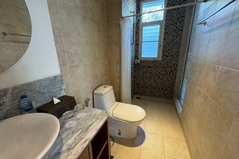 Chalet de 4 dormitorios en Cha-am, Tailandia № 138242 - foto 19