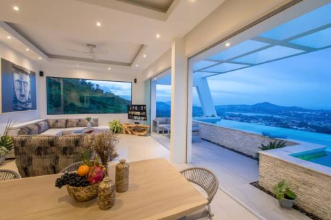 Chalet de 3 dormitorios en Surat Thani, Tailandia № 146997 - foto 9