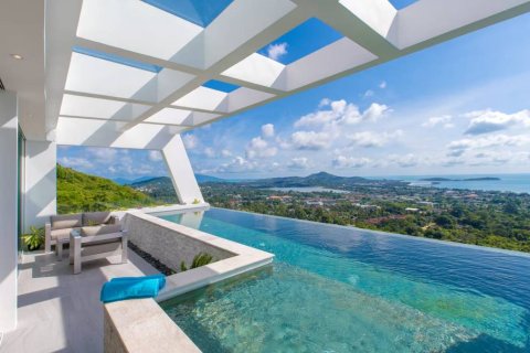 Chalet de 3 dormitorios en Surat Thani, Tailandia № 146997