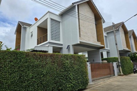 Casa de 3 dormitorios en Phuket, Tailandia № 146993 - foto 2