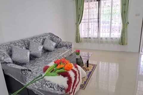 Casa de 2 dormitorios en Pattaya, Tailandia № 205388 - foto 5