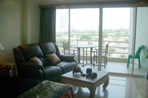 Estudio en el condominio en Jomtien Beach, Pattaya, Tailandia № 204054 - foto 2