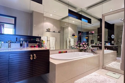 ЖК The Emporio Place в Бангкоке, Таиланд № 36631 - фото 14
