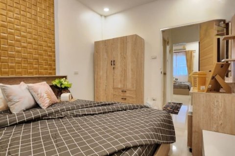 Casa de 2 dormitorios en Pattaya, Tailandia № 205400 - foto 3