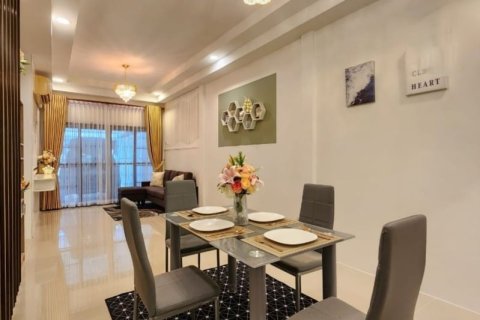Casa de 2 dormitorios en Pattaya, Tailandia № 205400 - foto 12