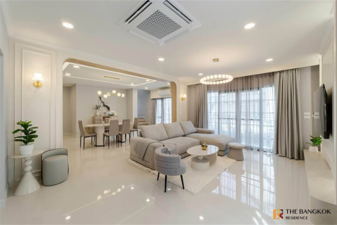 Haus in Bangkok, Thailand 4 Schlafzimmer № 189161 - Foto 7