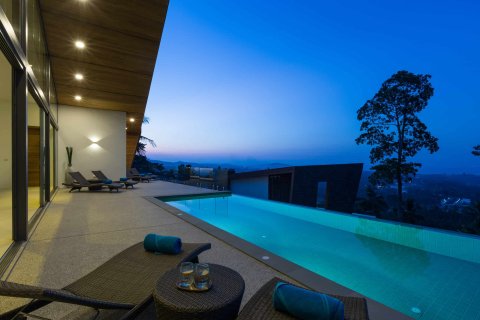 Chalet de 4 dormitorios en Ko Samui, Tailandia № 166900 - foto 24