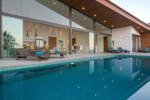 Chalet de 4 dormitorios en Ko Samui, Tailandia № 166900 - foto 22