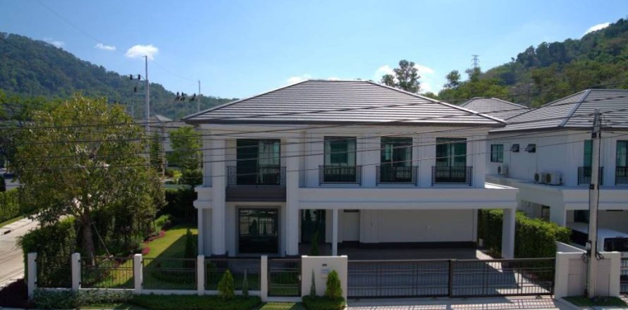 Casa de 4 dormitorios en Phuket, Tailandia № 172729