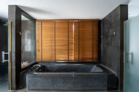 Chalet de 6 dormitorios en Pa Klok, Tailandia № 190662 - foto 21
