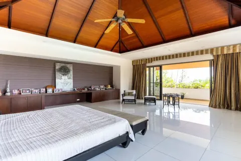 Chalet de 6 dormitorios en Pa Klok, Tailandia № 190662 - foto 8