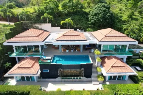 Chalet de 5 dormitorios en Pa Klok, Tailandia № 190667 - foto 3