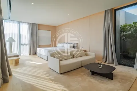 Chalet de 5 dormitorios en Chalong, Tailandia № 190666 - foto 9