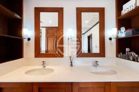 Villa in Bang Tao, Thailand 5 Schlafzimmer № 190663 - Foto 9