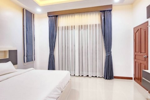 Casa de 4 dormitorios en Pattaya, Tailandia № 58970 - foto 6