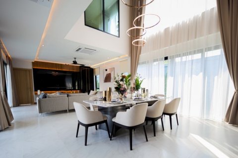 Haus in Pattaya, Thailand 4 Schlafzimmer № 58973 - Foto 12