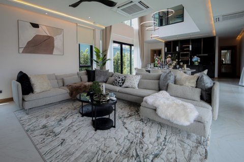 Haus in Pattaya, Thailand 4 Schlafzimmer № 58973 - Foto 7