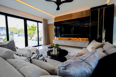 Haus in Pattaya, Thailand 4 Schlafzimmer № 58973 - Foto 6