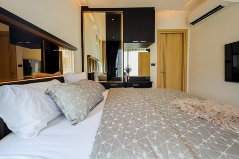 Haus in Pattaya, Thailand 4 Schlafzimmer № 58973 - Foto 17