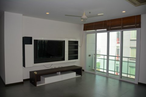 Condominio de 4 dormitorios en Bangkok, Tailandia № 66145 - foto 3