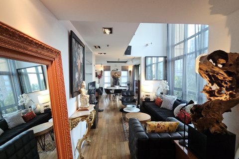 Condo à Bangkok, Thaïlande, 3 chambres  № 201199 - photo 17