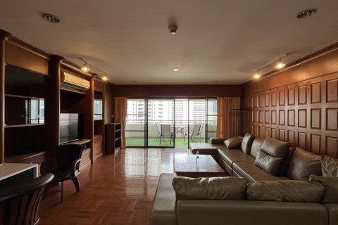 Eigentumswohnung in Khlong Toei, Bangkok, Thailand, 3 Schlafzimmer  № 201202 - Foto 2