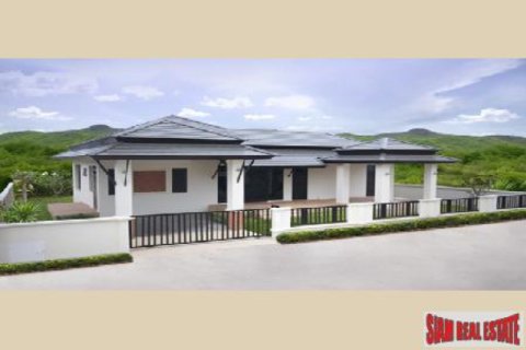 Chalet de 2 dormitorios en Hua Hin, Tailandia № 202452 - foto 5