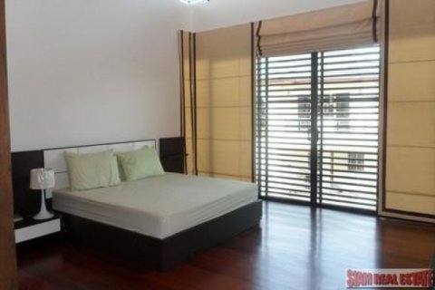 Casa de 3 dormitorios en Phuket, Tailandia № 202451 - foto 2