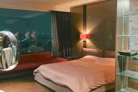 Condominio de 2 dormitorios en Thonburi, Bangkok, Tailandia № 183311 - foto 5