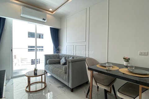 Condominio de 1 dormitorio en Bang Lamung, Tailandia № 205061 - foto 4