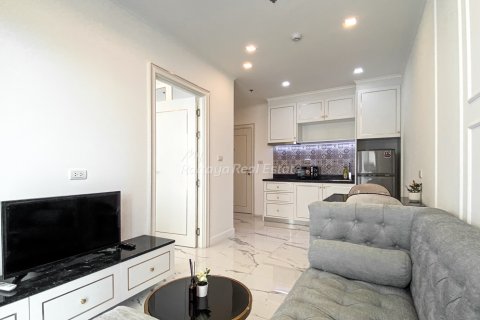 Condominio de 1 dormitorio en Bang Lamung, Tailandia № 205062 - foto 2
