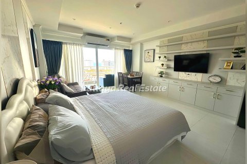 Estudio en el condominio en Bang Lamung, Tailandia № 205059 - foto 2