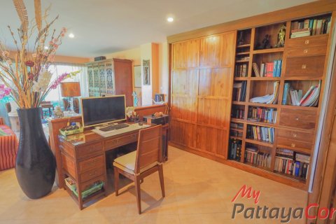 Eigentumswohnung in Bang Lamung, Thailand, 2 Schlafzimmer  № 32285 - Foto 2